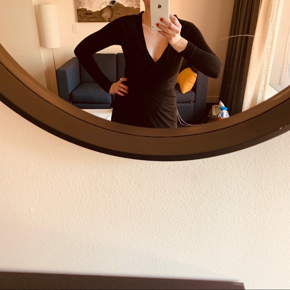 Just me n a round ole mirror - Picture 2 of 2